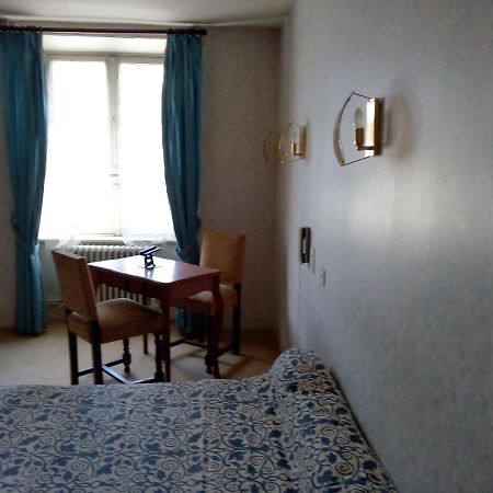 Chambres D'Hotes Des Voyageurs Magnac-Bourg Exteriér fotografie